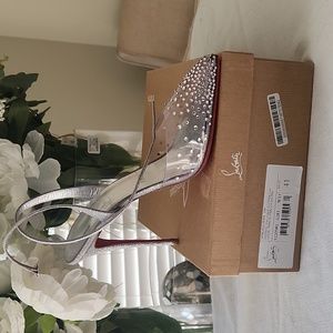 Christian louboutin  spika queen